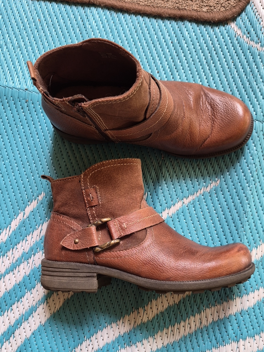 Earth Origins 'Paris' Leather Boot.size 10